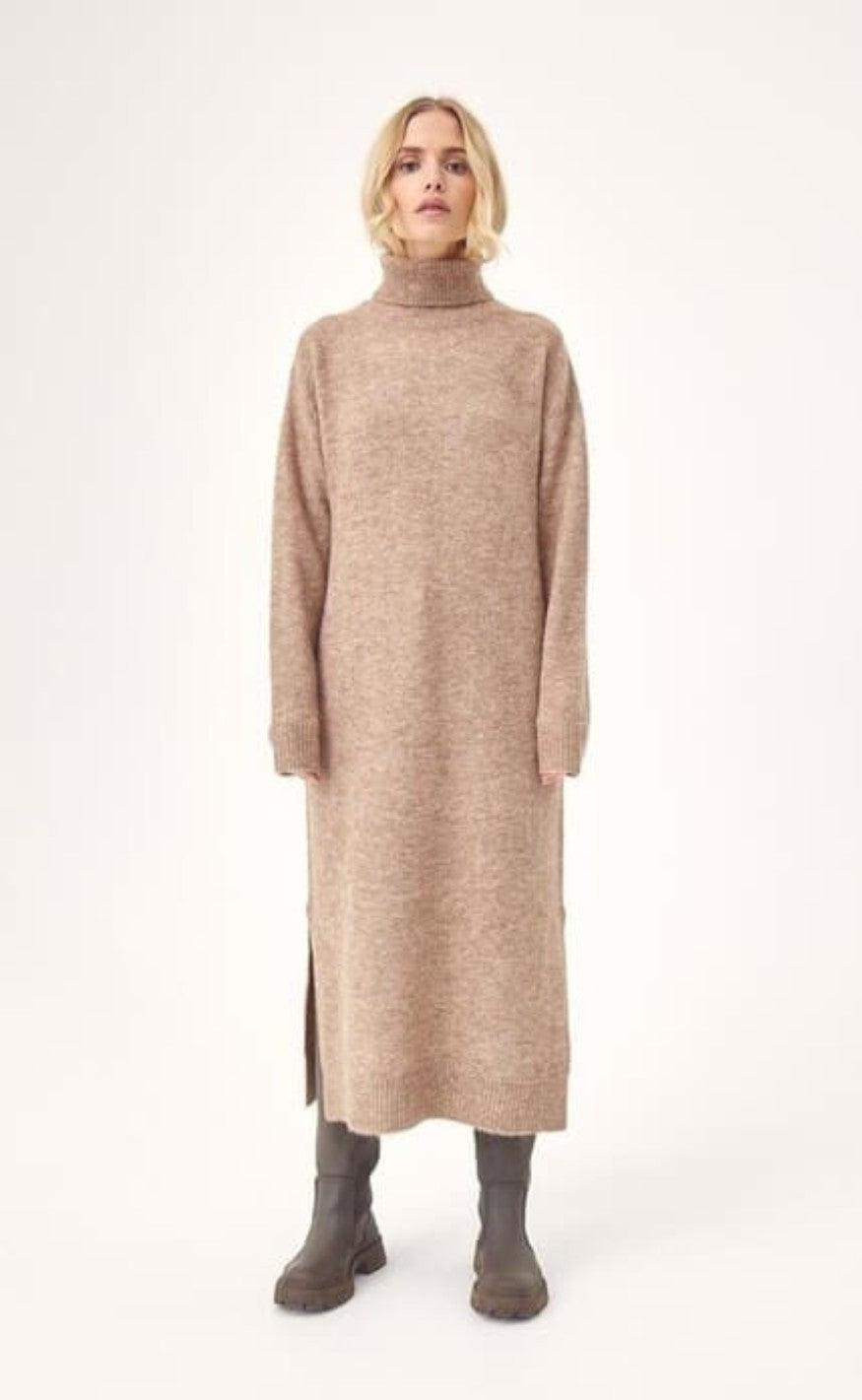 -view Kjole Penny Camel