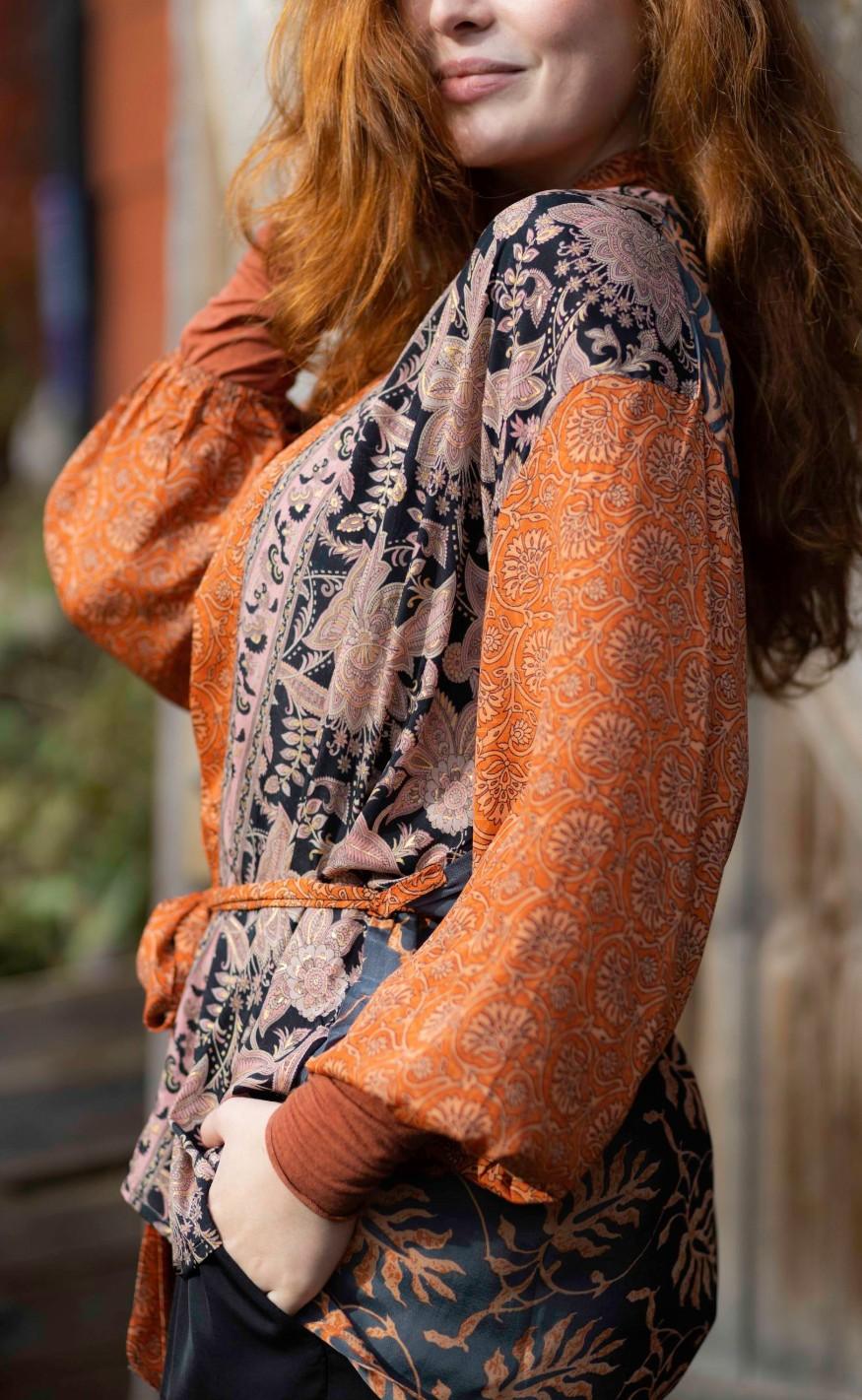 Black Colour Short Kimono Luna Black Peach