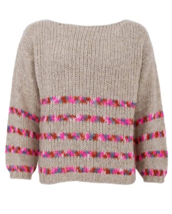 Black Colour Strik Shannie Wheat