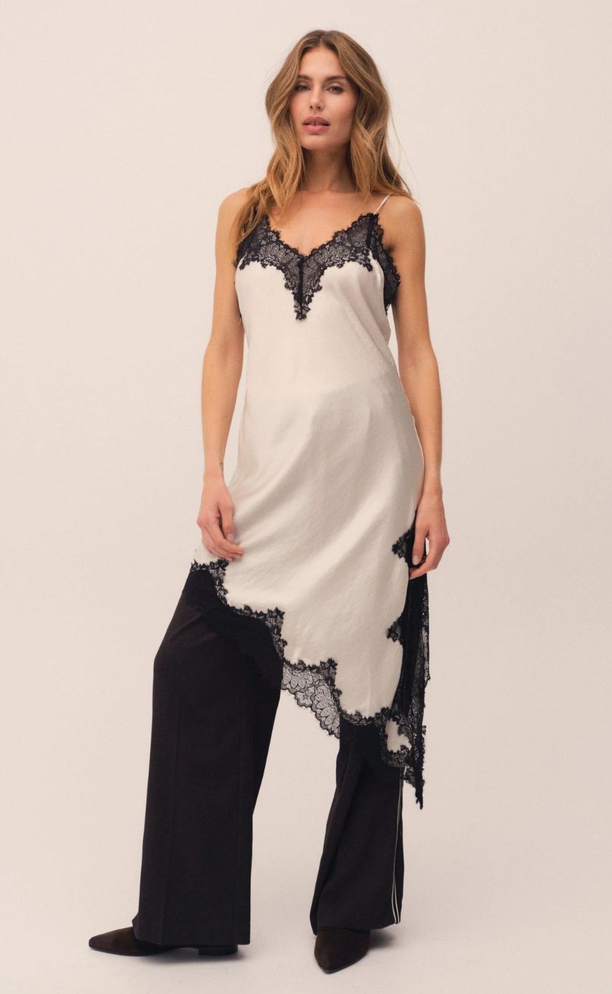 Gossia Kjole Zenna Creme
