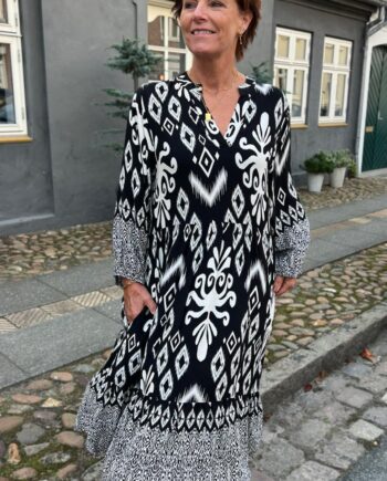 Say Ina Copenhagen Kjole Olinda White   Black Paisley