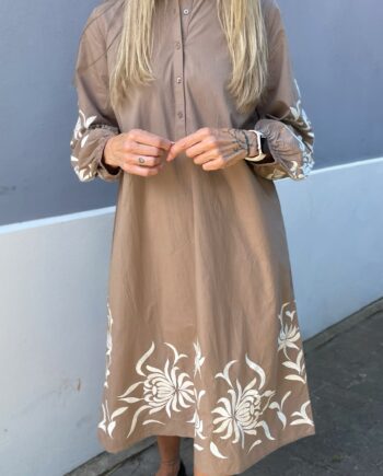 Say Ina Copenhagen Kjole Tilde Light Brown    Embroidery