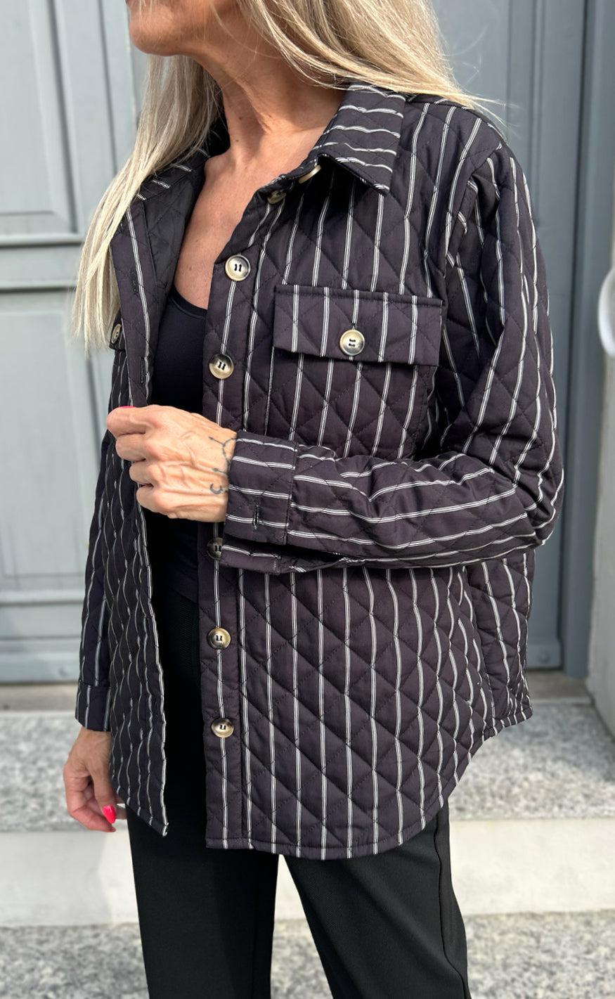 Say Ina Copenhagen Quiltet Jakke Kiani Black White Stripes