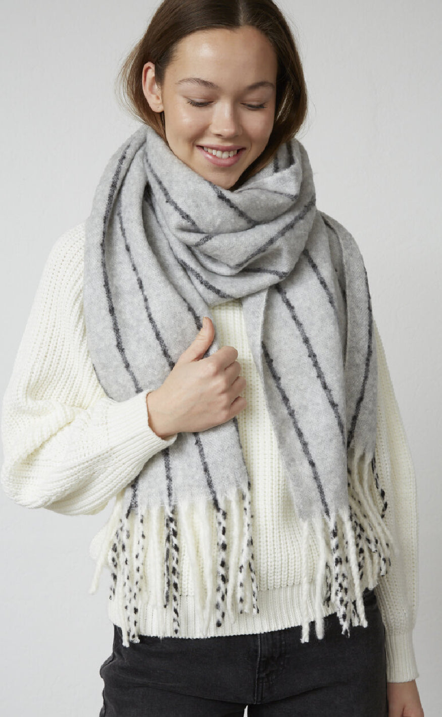 Sisters Point Tørklæde Scarf-494 Grey Mel Black