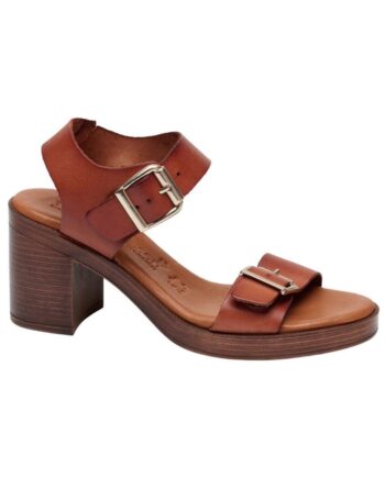 Tim   Simonsen Sandaler Amanda Cuero