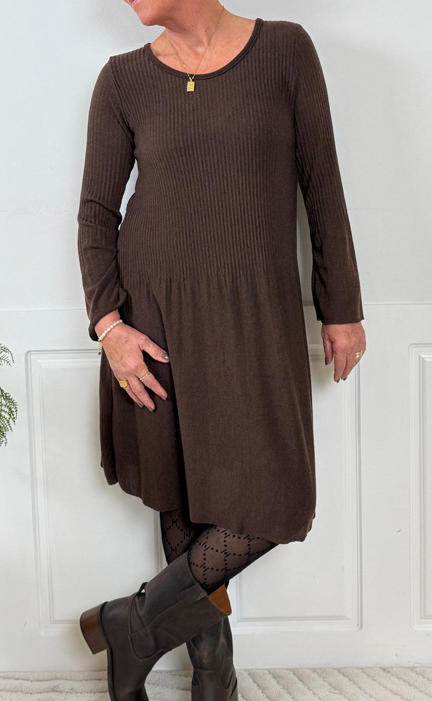 Marta Du Chateau Kjole Sally Brown Washed