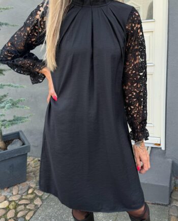 Say Ina Copenhagen Kjole Hazel Lace Black