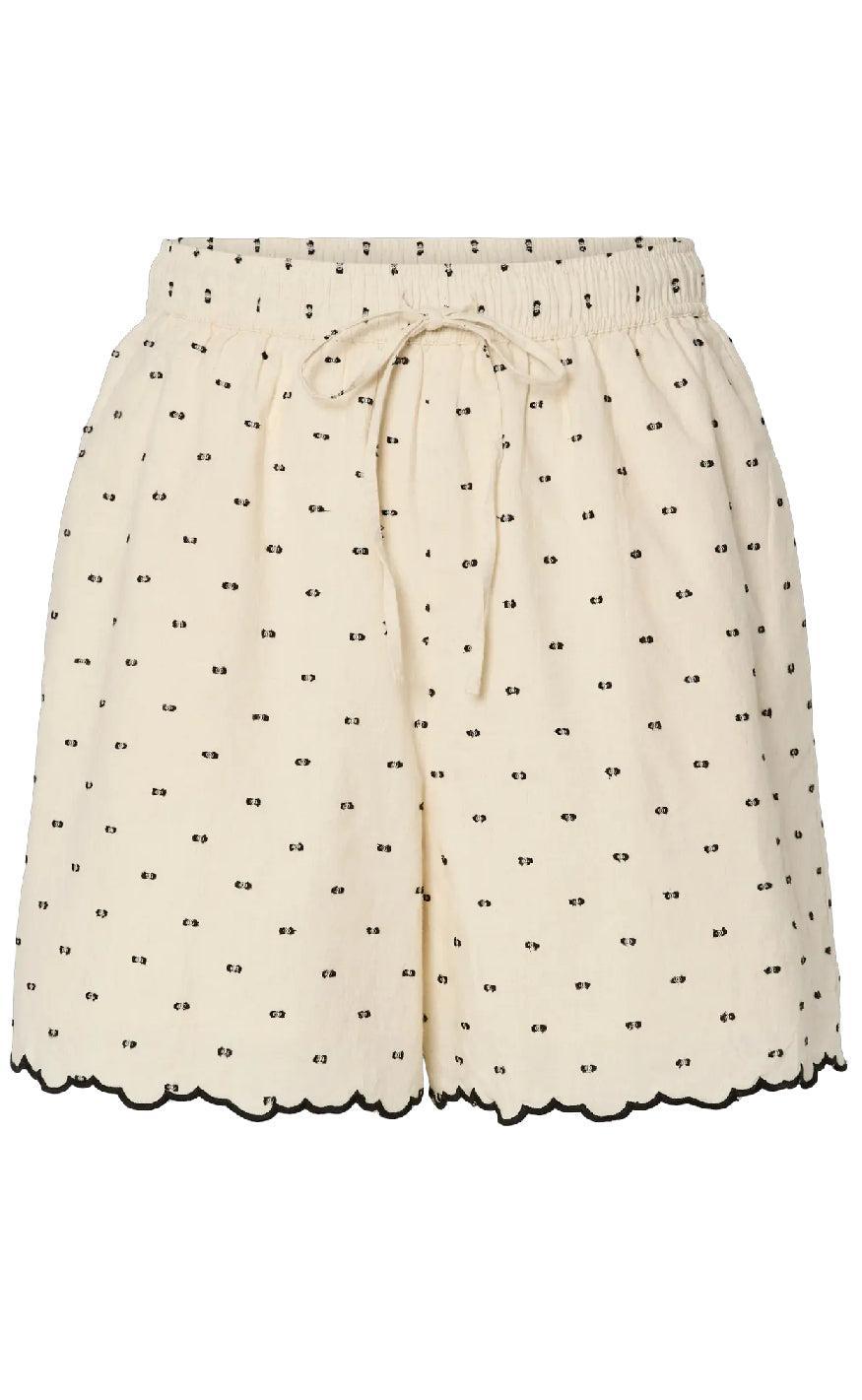 Yas Shorts Dobby Gardenia