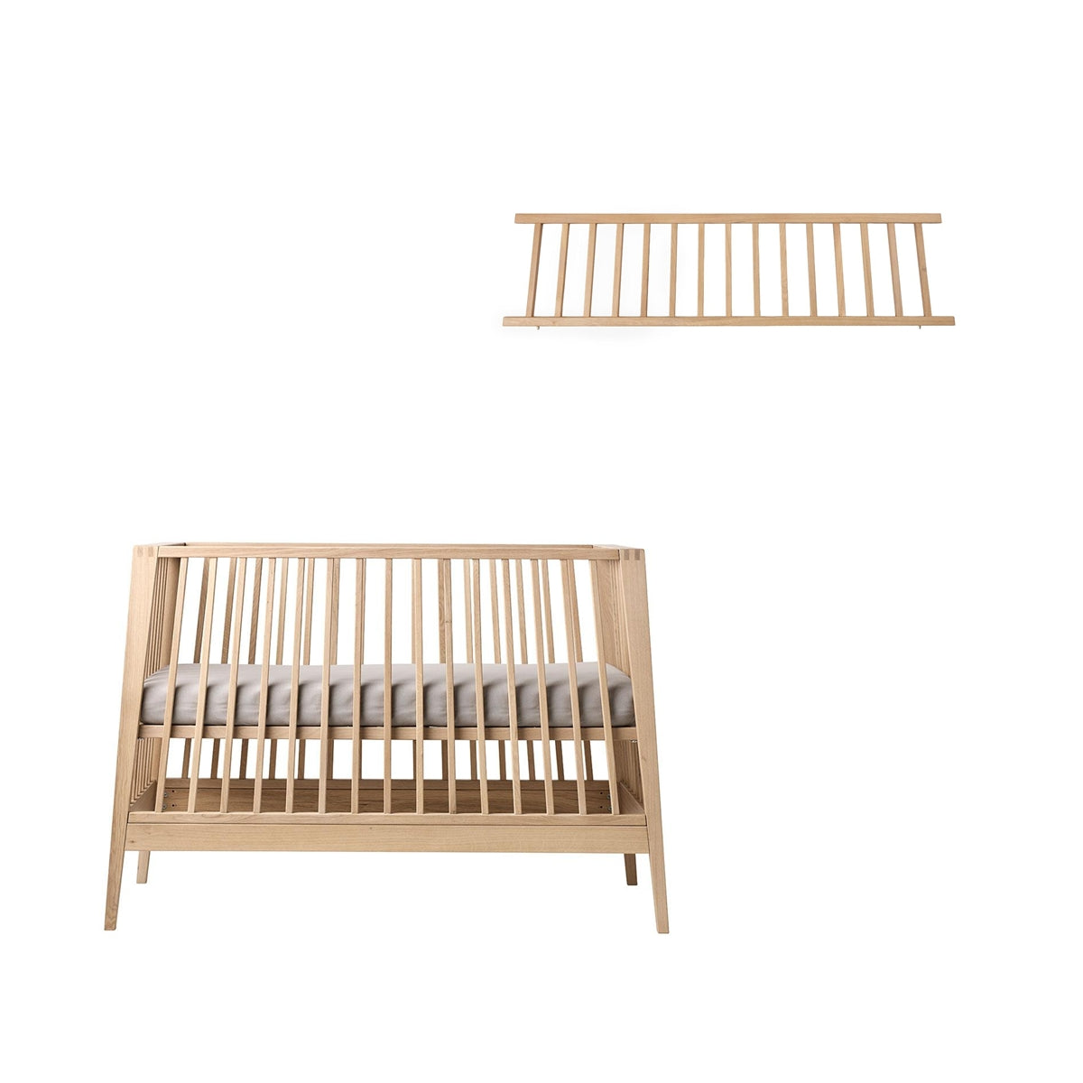 Leander Linea Babyseng Inkl Sengehest Eg