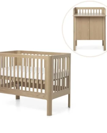 Nova Tremmeseng Med Puslebord Eg