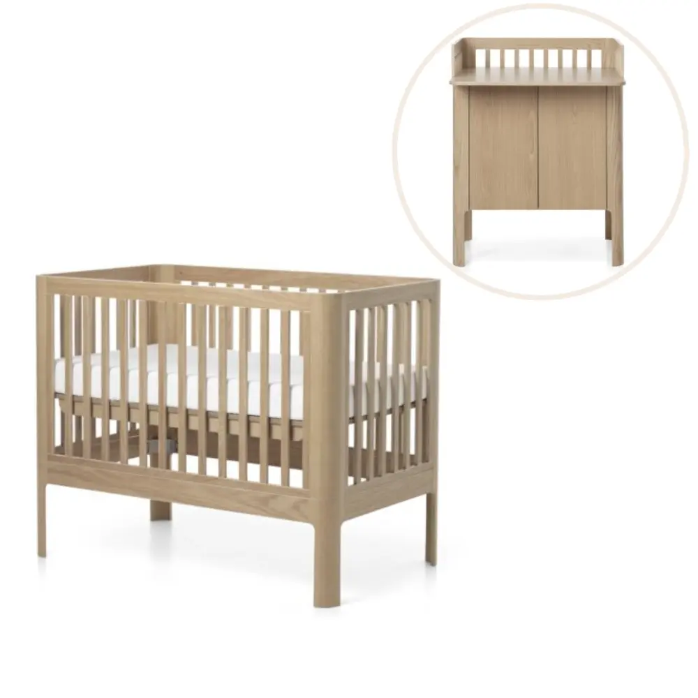 Nova Tremmeseng Med Puslebord Eg
